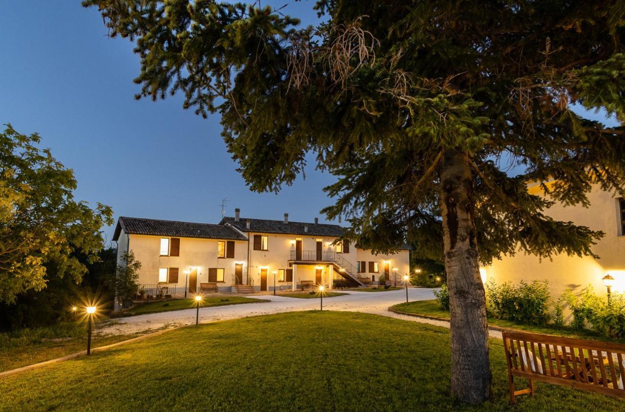 Agriturismo Podere Coldifico Sassoferrato ภายนอก รูปภาพ