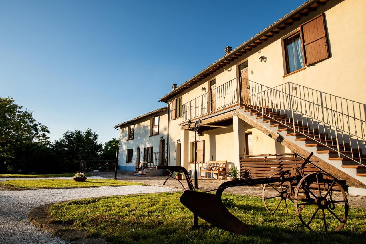 Agriturismo Podere Coldifico Sassoferrato ภายนอก รูปภาพ